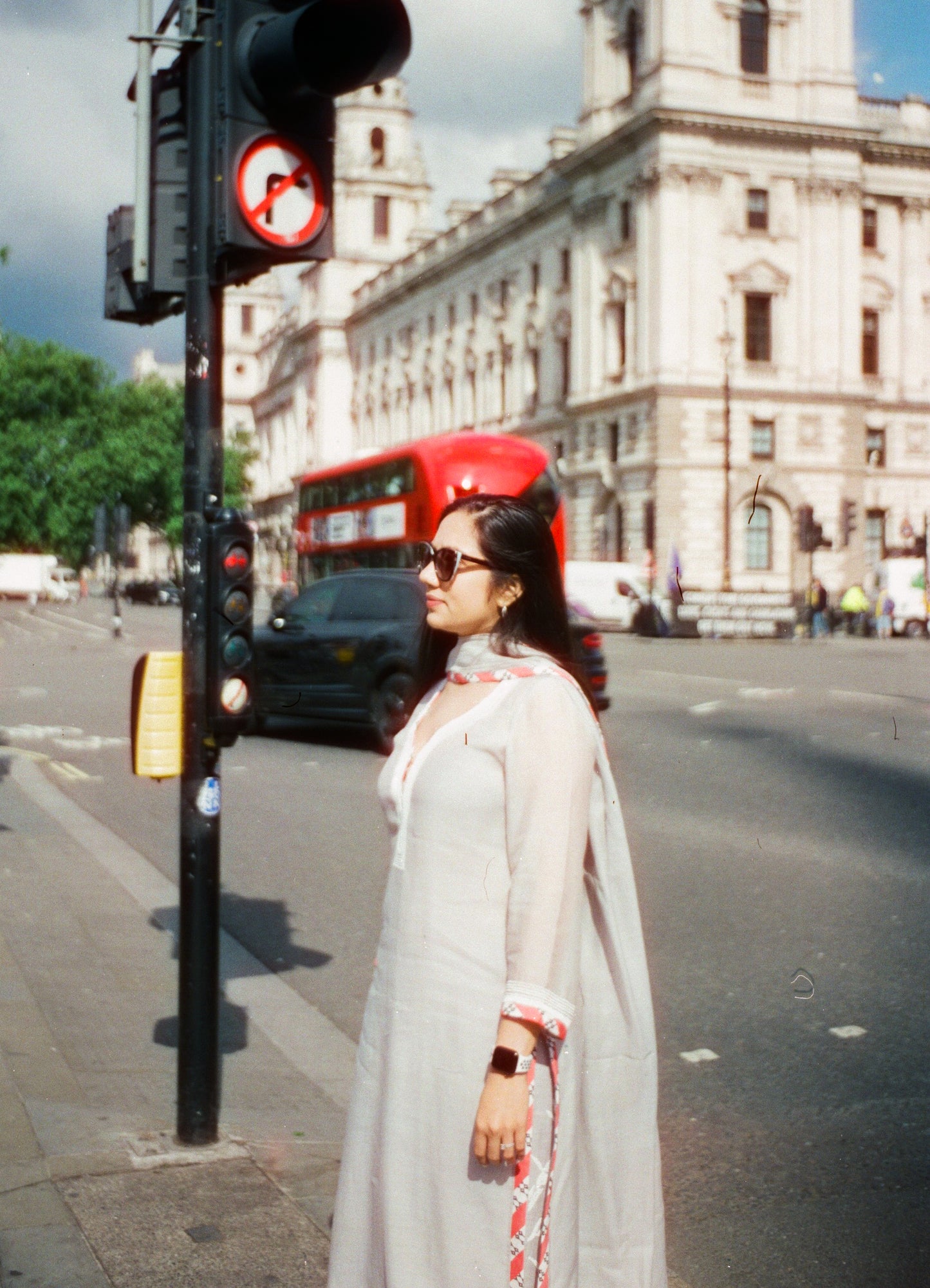 Chhaon Suit