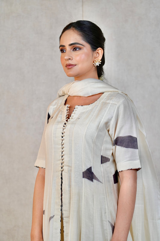 Dastaani Leaf Printed Anarkali Kurta Set
