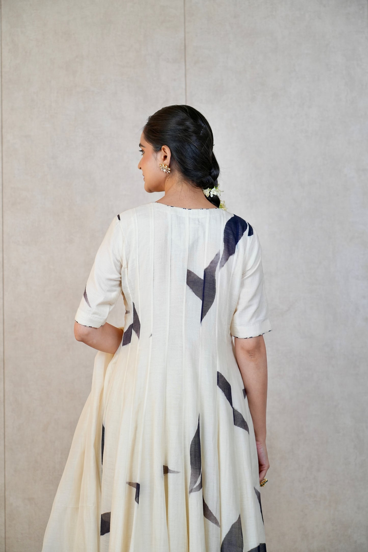 Dastaani Leaf Printed Anarkali Kurta Set