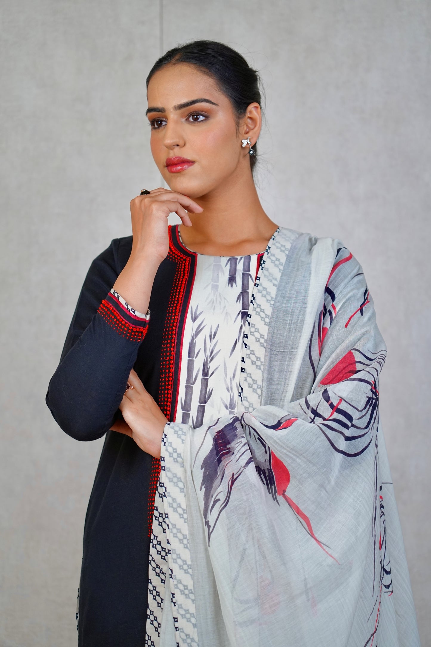 Inaaya kurta set