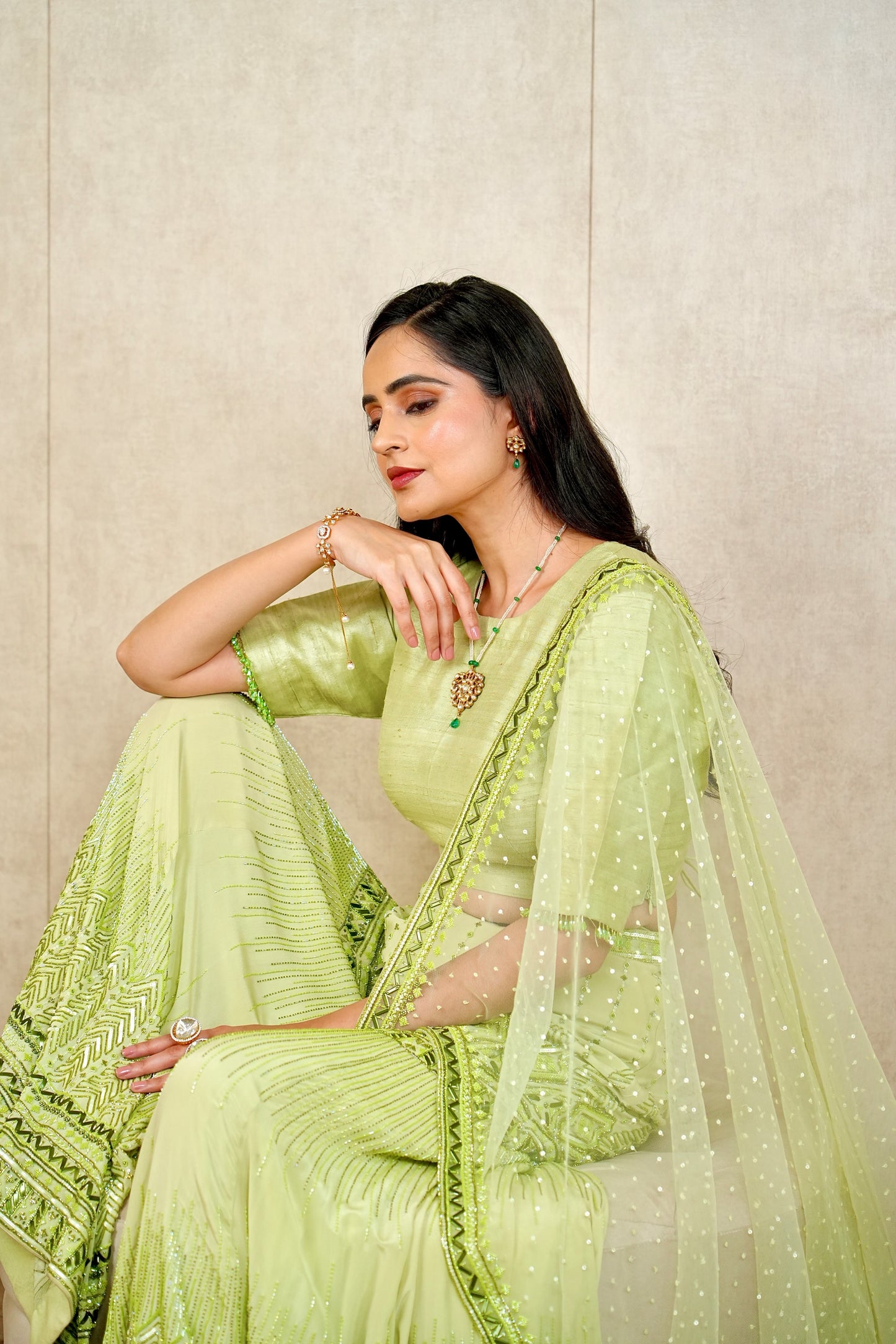 Angoorin Sharara Set