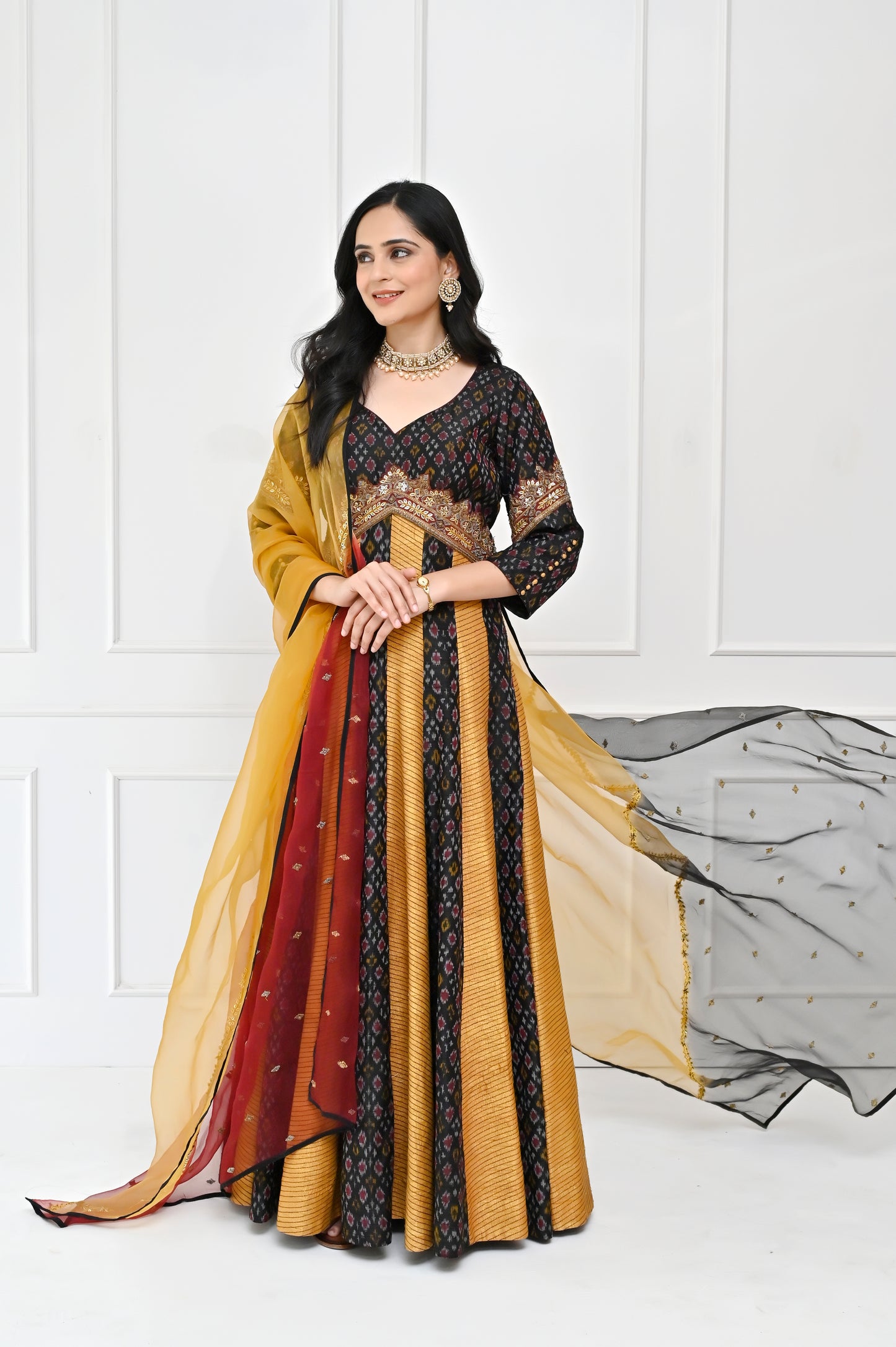 Riwayat Gown