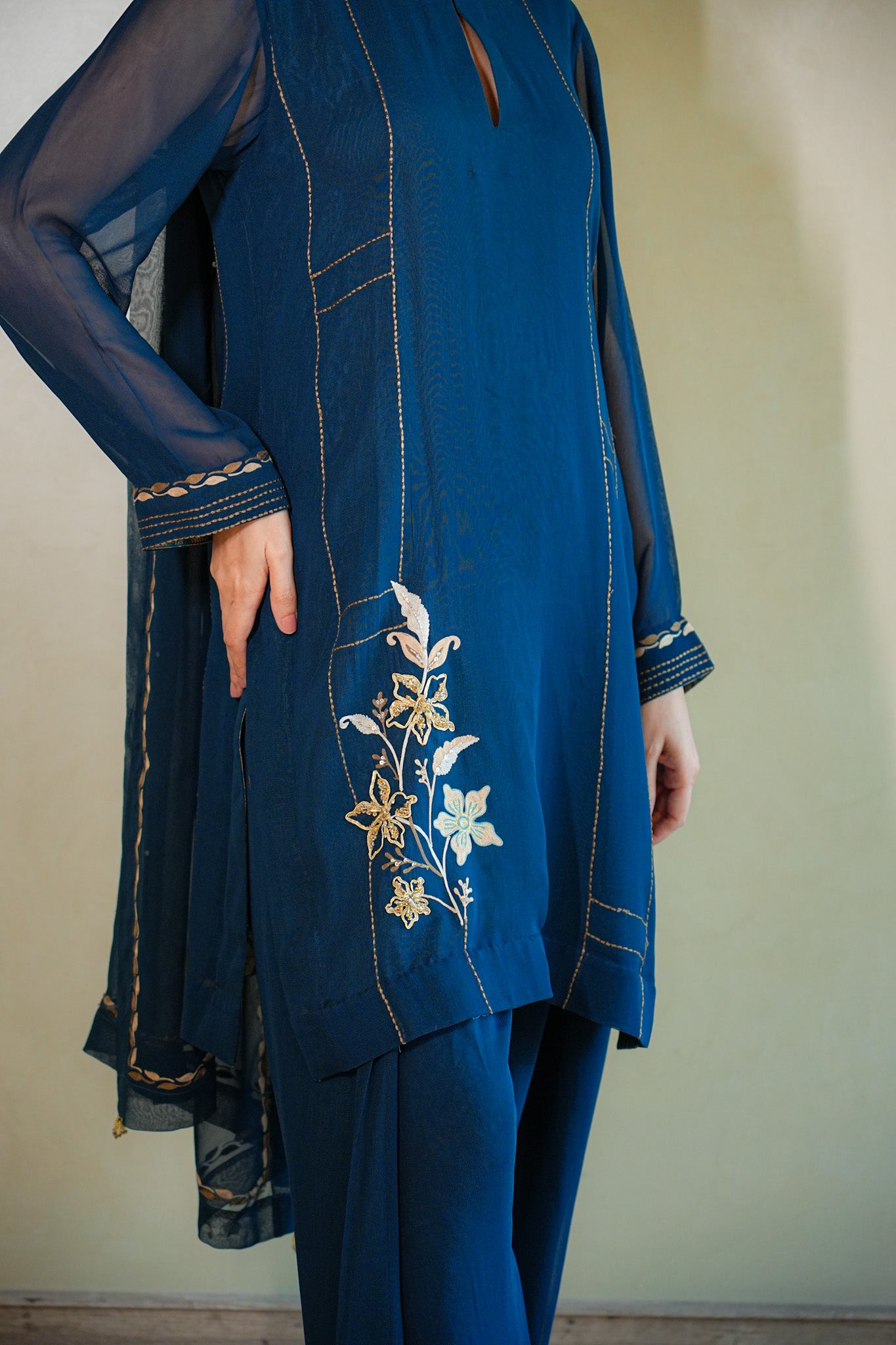 Indraneeli Full Suit Set