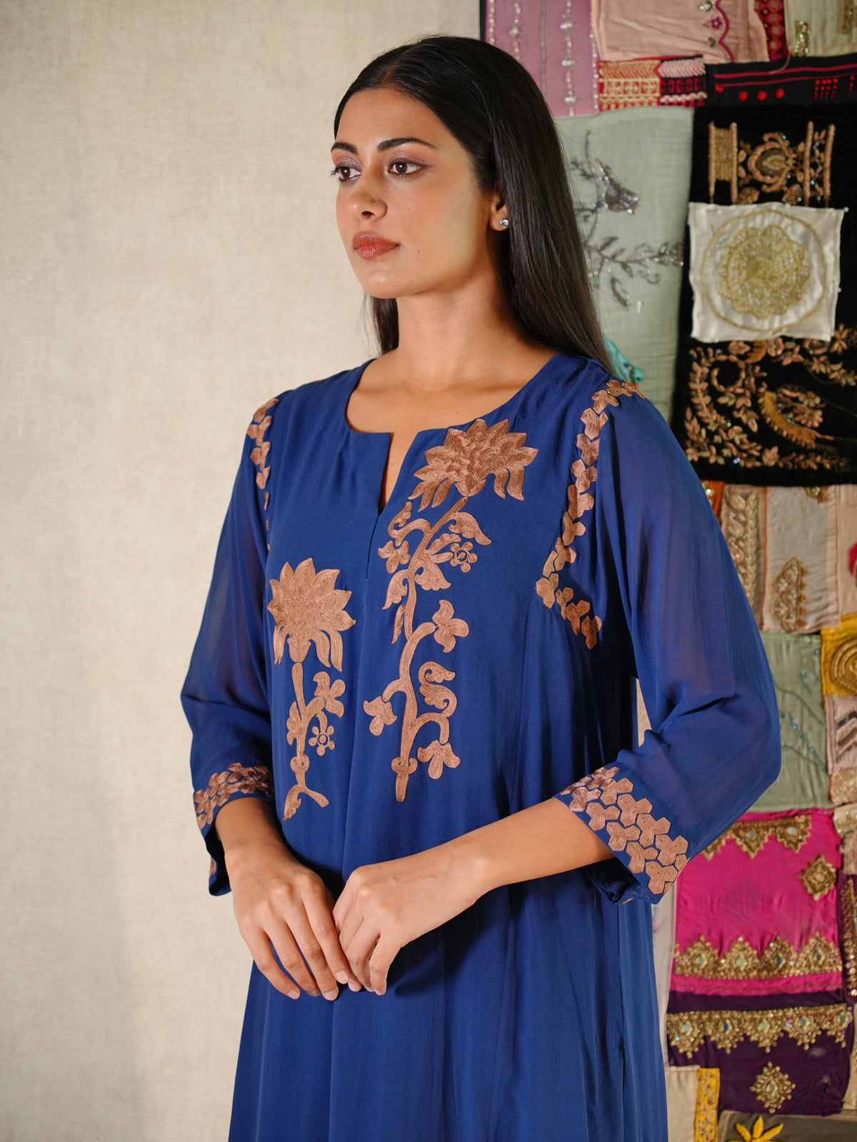 Shahana Full Suit Set