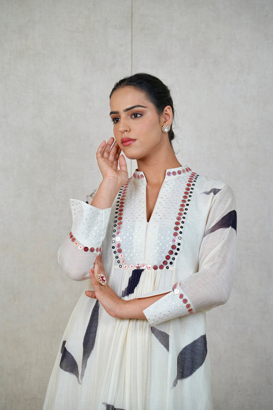Kaagazee kurta set