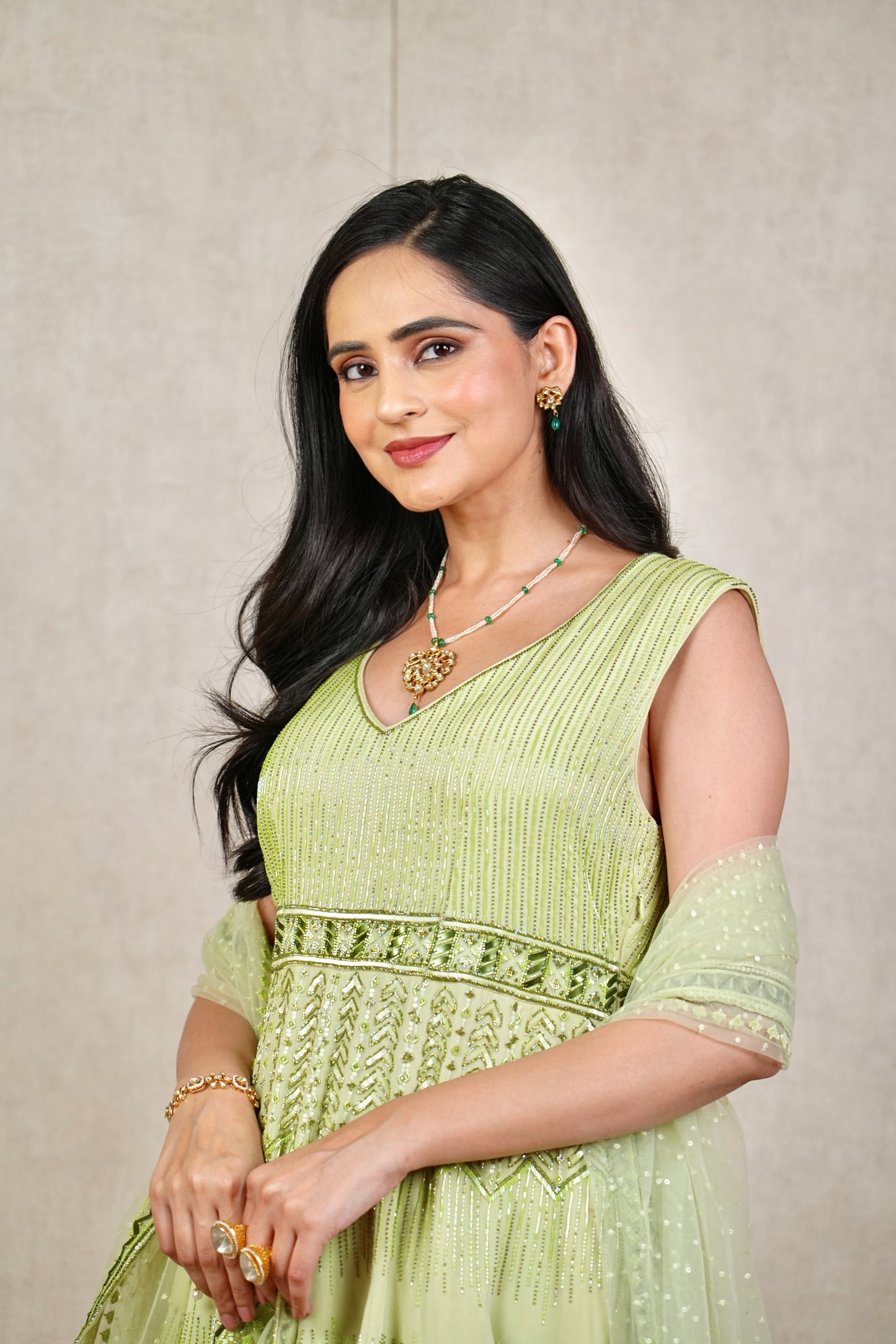 Angooraa Sharara set