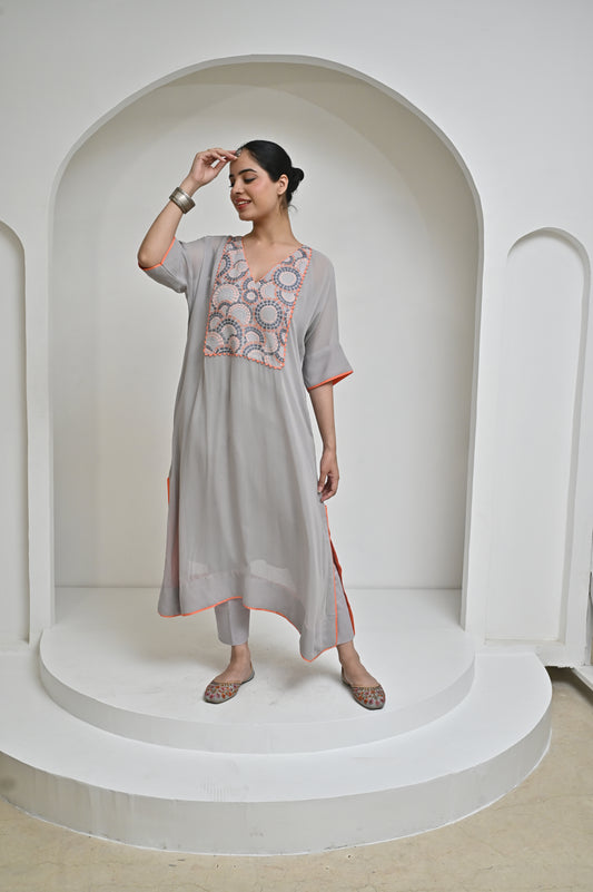 Ullasit Kaftan Suit Set