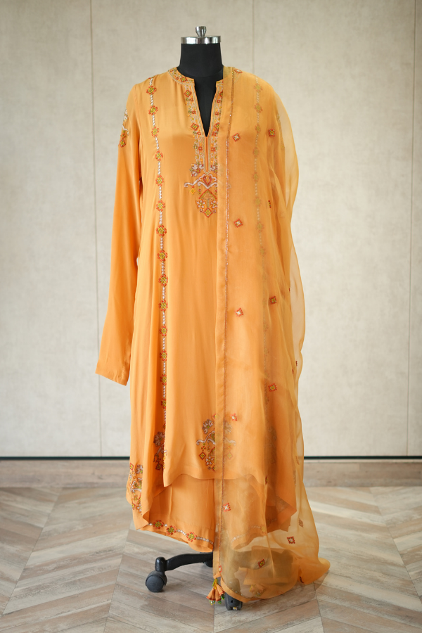 Saajini Kurta set