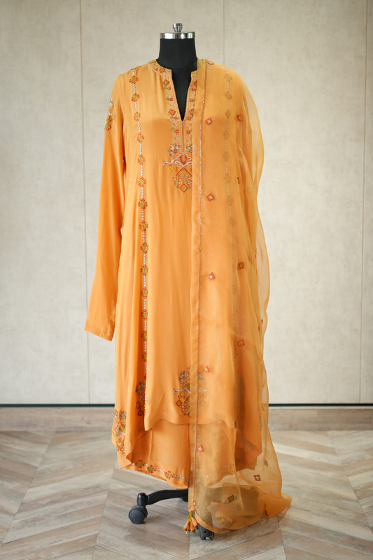 Saajini Kurta set