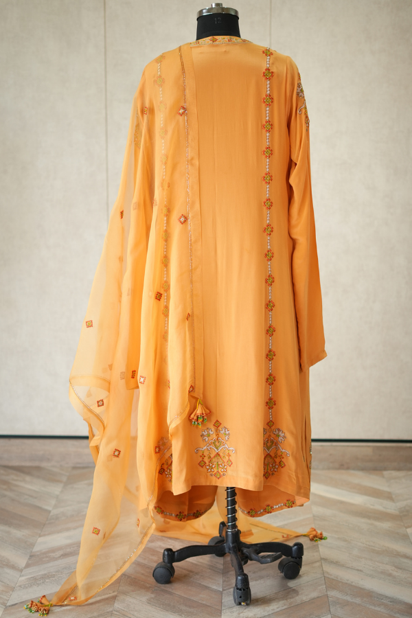 Saajini Kurta set