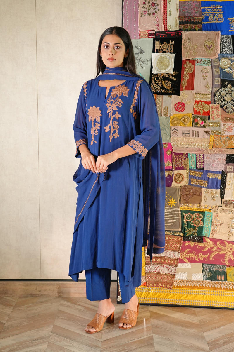 Shahana Full Suit Set