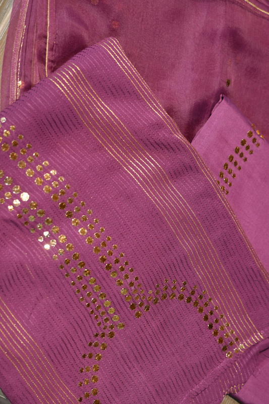 Unstiched suit
