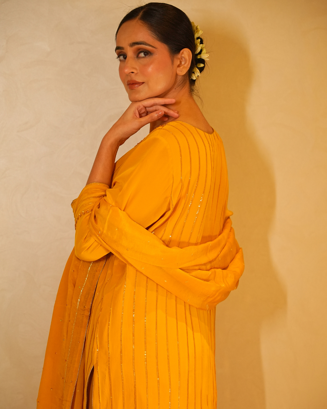 Sunehri Full Suit Set